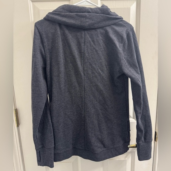 Old Navy Active Gray Women's Sweater - Picture 6 of 6
